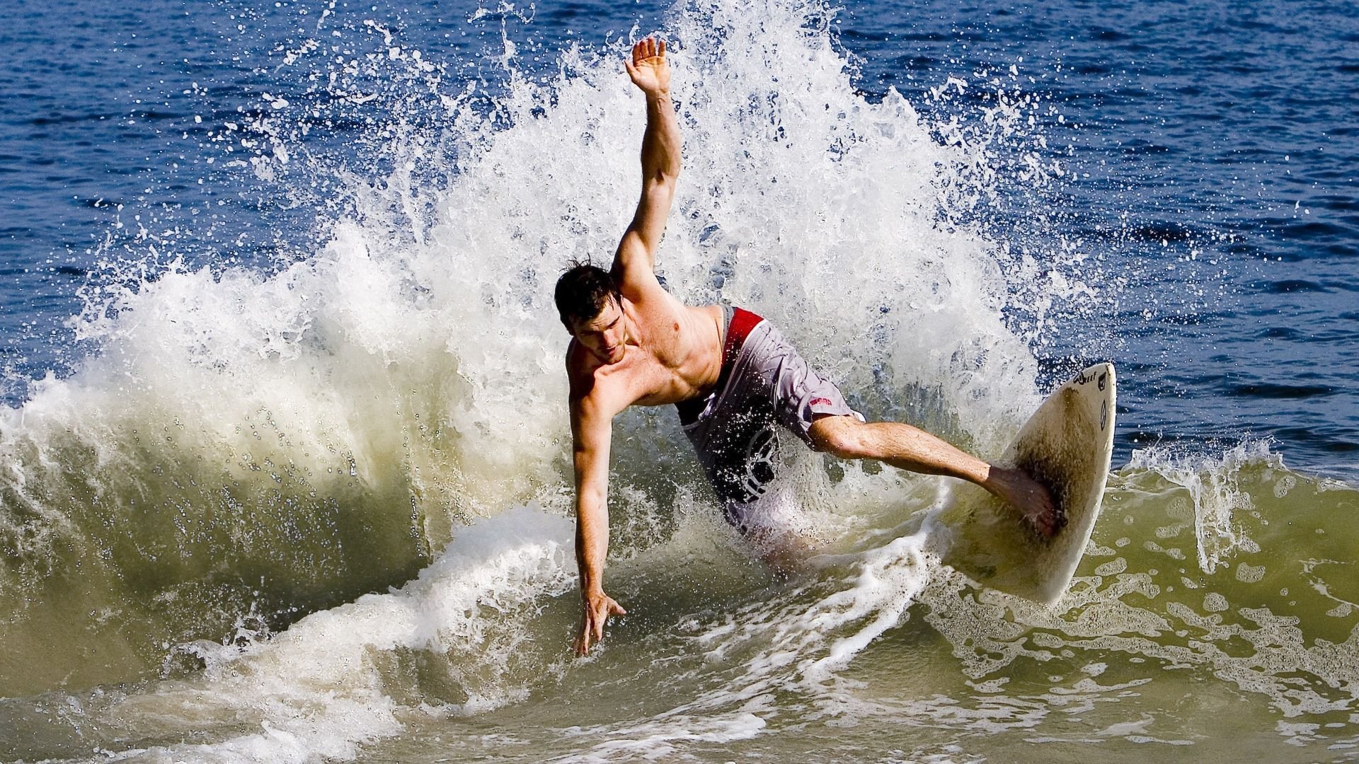 开云·体育全站登录地址-你可能没想到，世界最大室内滑雪中心竟然在广东深圳，室内滑雪场 深圳